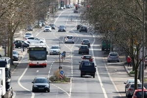 Eine defensive Fahrweise zahlt sich aus, wenn Sie Ihr Auto teuer verkaufen wollen.