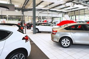 Gebrauchte Autos: Günstig und mit TÜV sollten sie am besten sein.