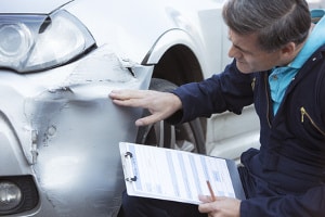 Was beinhaltet die Haftpflichtversicherung fürs Auto?